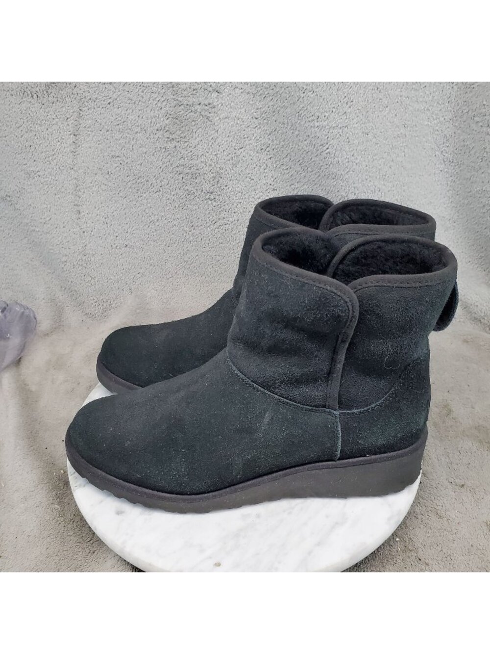 UGG Shoes Womens Size 9 Kristin Black Suede Wedge Boots *Read*